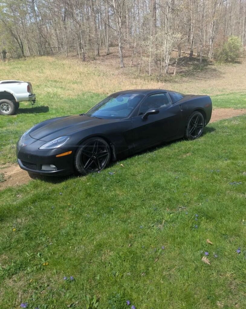 Chevrolet Corvette Coupe 2D
